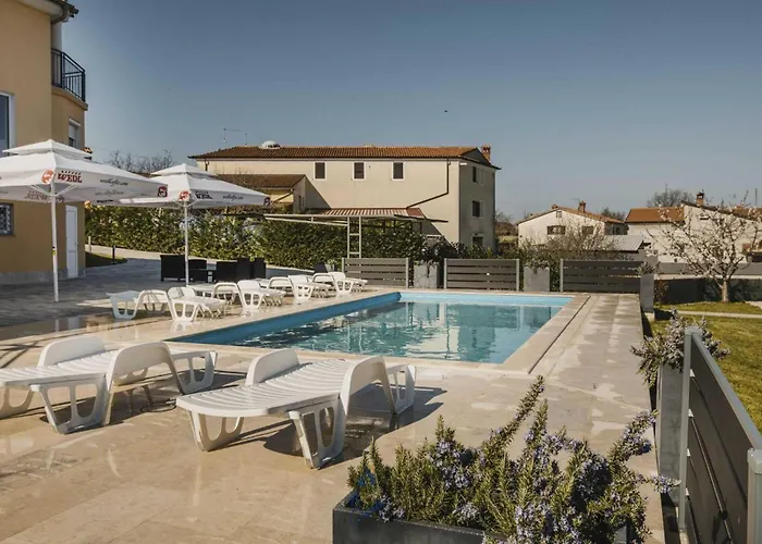 Vale By Awaytocroatia * Buje